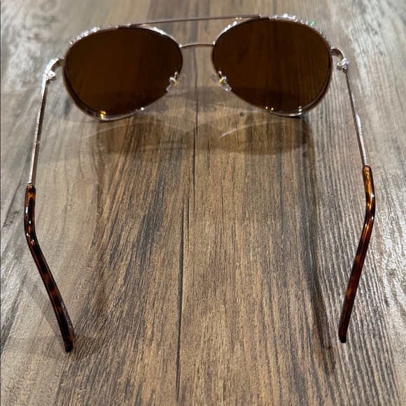 Joe’s Brown Aviator Sunglasses - Picture 3 of 6